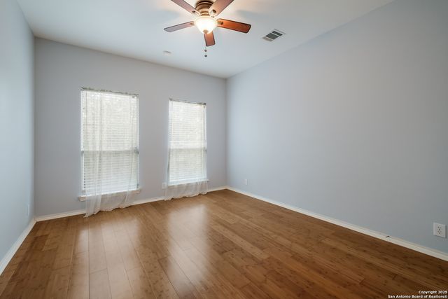 327 Willow Grove Dr, San Antonio, TX 78245