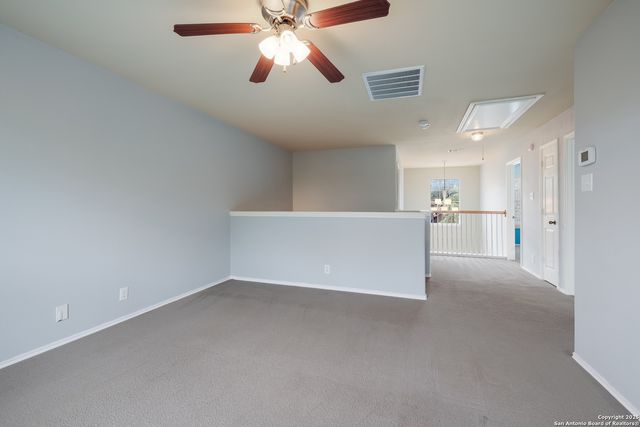327 Willow Grove Dr, San Antonio, TX 78245