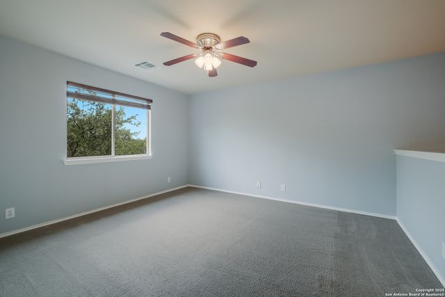 327 Willow Grove Dr, San Antonio, TX 78245