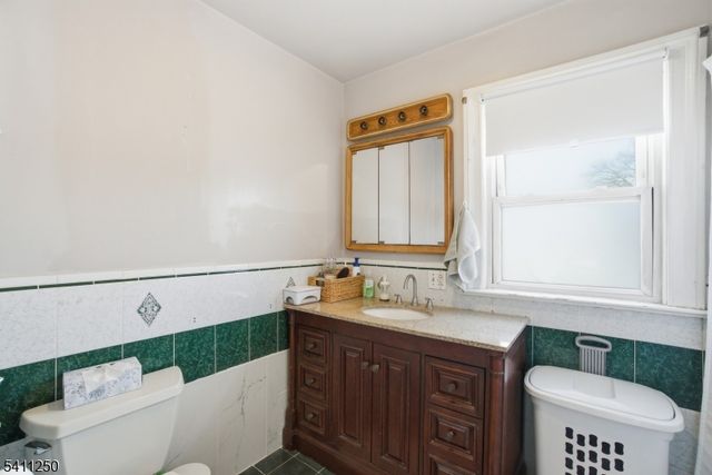 1229 Robert St, Hillside Twp., NJ 07205