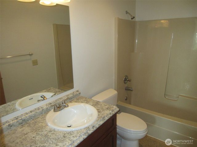 19242 98th Avenue S, Renton, WA 98055