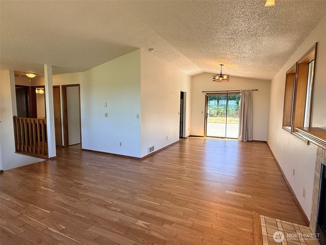 19242 98th Avenue S, Renton, WA 98055