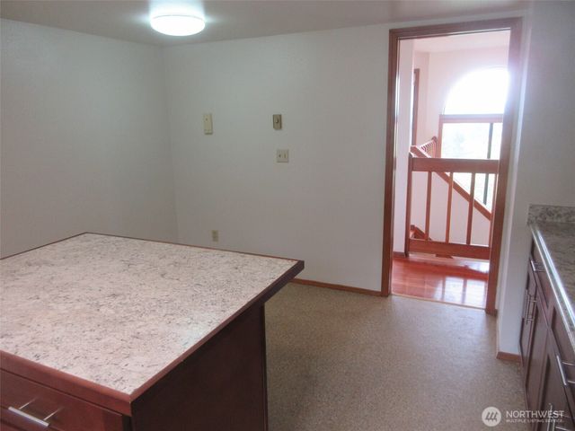19242 98th Avenue S, Renton, WA 98055
