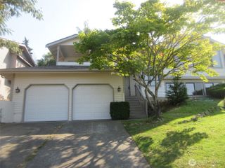 19242 98th Avenue S, Renton, WA 98055