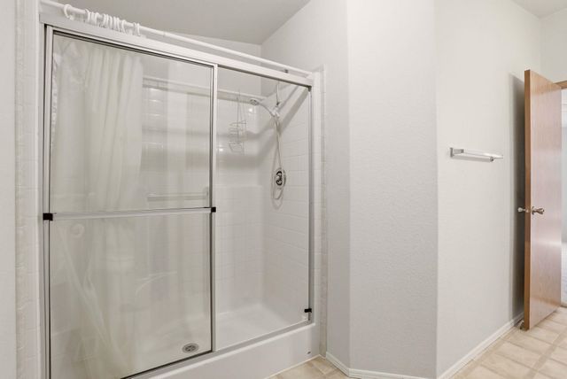 1604 N Hodges Ln, Spokane Valley, WA 99016