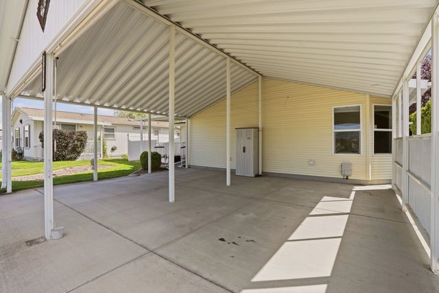 1604 N Hodges Ln, Spokane Valley, WA 99016