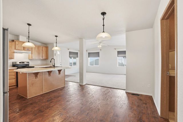 1604 N Hodges Ln, Spokane Valley, WA 99016