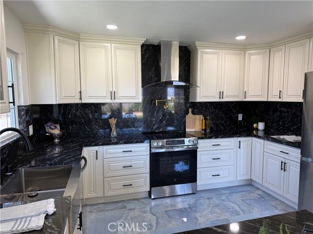 25051 Crestview Drive, Loma Linda, CA 92354