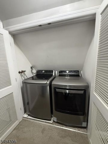 21 Woodland Trl S, Vernon Twp., NJ 07419