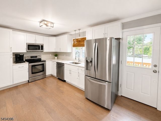 21 Woodland Trl S, Vernon Twp., NJ 07419