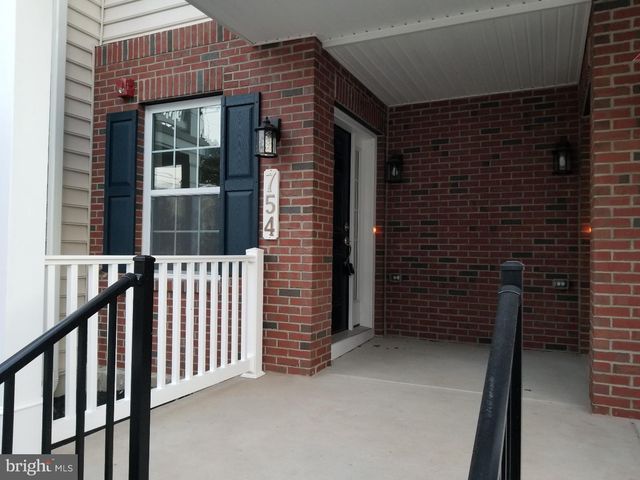 754 W 2ND ST, Lansdale, PA 19446