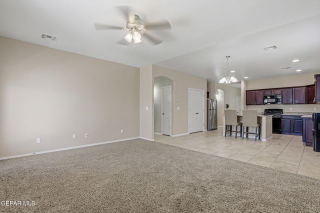 14458 VINCENT KALEL, El Paso, TX 79938