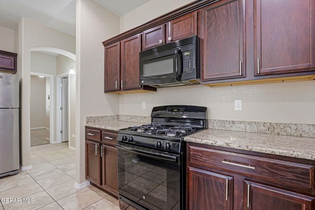 14458 VINCENT KALEL, El Paso, TX 79938
