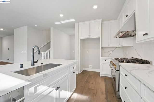 798 Abigail Place, Walnut Creek, CA 94598