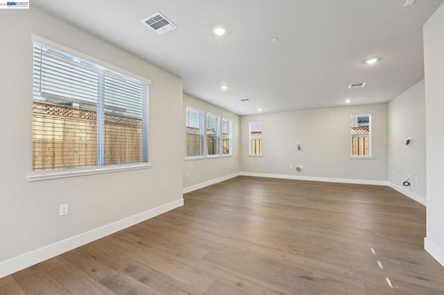 798 Abigail Place, Walnut Creek, CA 94598