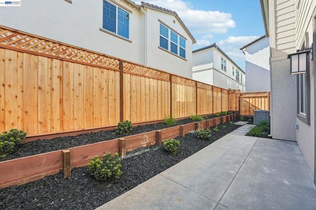 798 Abigail Place, Walnut Creek, CA 94598