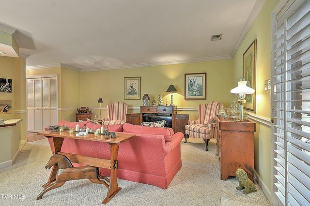 2000 West Manor Court 2000, Kingsport, TN 37660