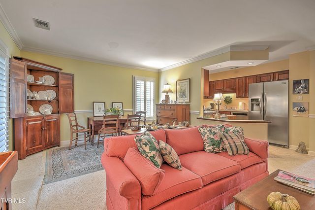 2000 West Manor Court 2000, Kingsport, TN 37660