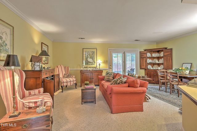 2000 West Manor Court 2000, Kingsport, TN 37660
