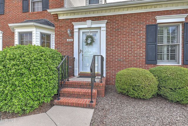 2000 West Manor Court 2000, Kingsport, TN 37660