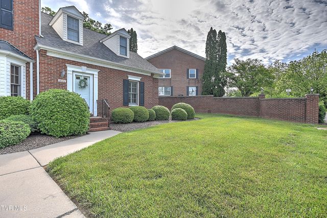 2000 West Manor Court 2000, Kingsport, TN 37660