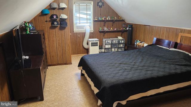 24 FORMAN DR, Hamilton, NJ 08690