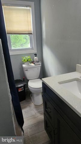 24 FORMAN DR, Hamilton, NJ 08690