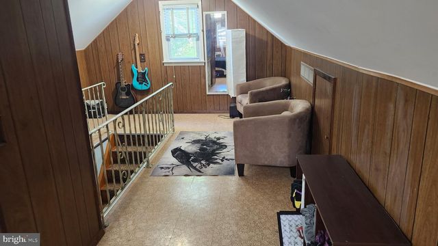 24 FORMAN DR, Hamilton, NJ 08690