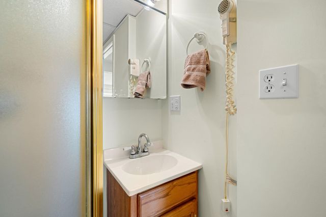 147 Weirs Blvd Unit 5, Laconia, NH 03246