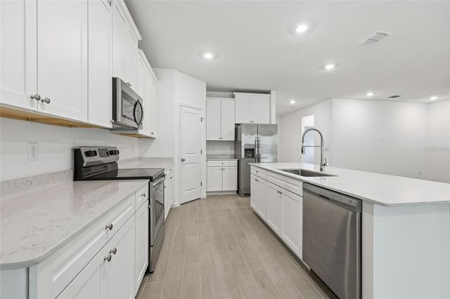 2208 NW 89TH WAY, Gainesville, FL 32606