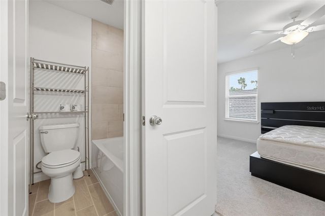 2208 NW 89TH WAY, Gainesville, FL 32606