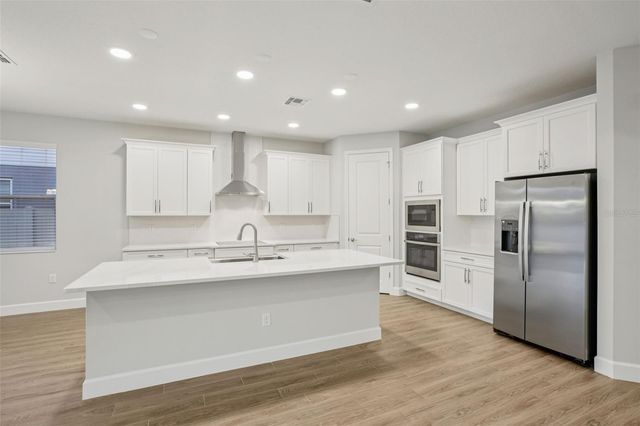 2564 HAWKS OVERLOOK PLACE, Oviedo, FL 32765