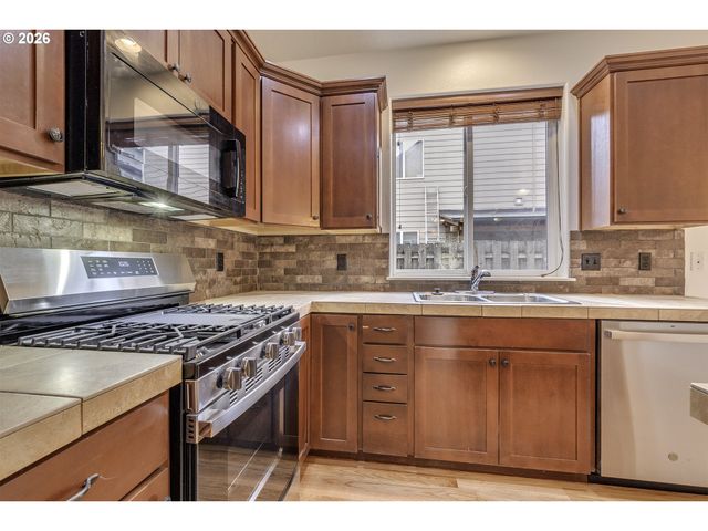 3181 Sw 173RD Ave, Beaverton, OR 97003