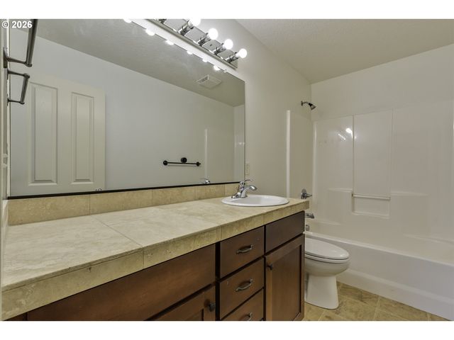 3181 Sw 173RD Ave, Beaverton, OR 97003