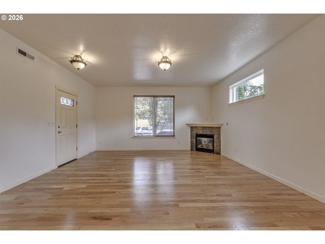 3181 Sw 173RD Ave, Beaverton, OR 97003