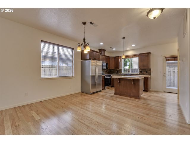 3181 Sw 173RD Ave, Beaverton, OR 97003