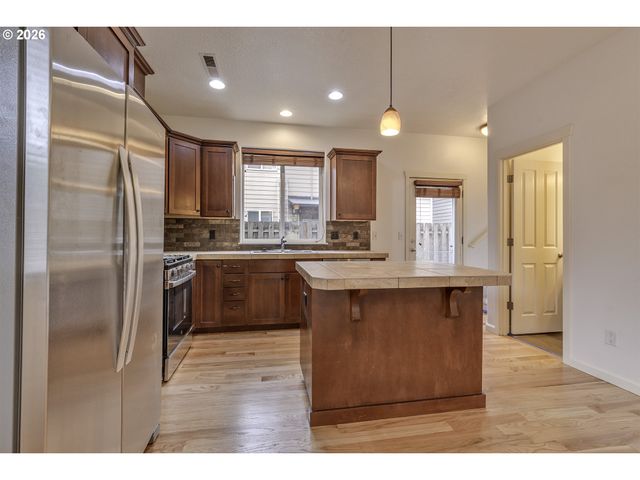 3181 Sw 173RD Ave, Beaverton, OR 97003