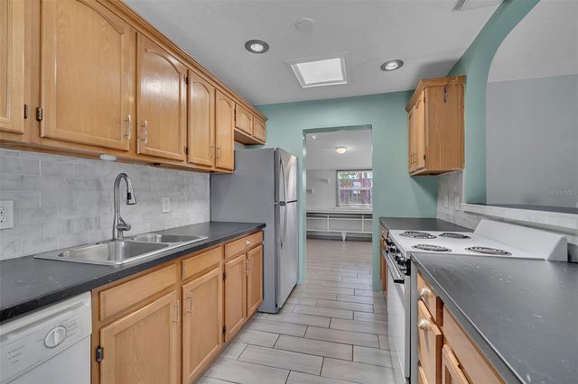 3303 FLORIDA BOULEVARD, Bradenton, FL 34207