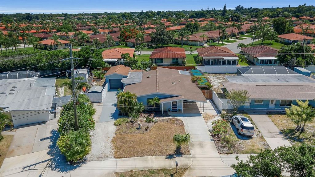 Image 2 of property listing at 3303 FLORIDA BOULEVARD, Bradenton, FL 34207