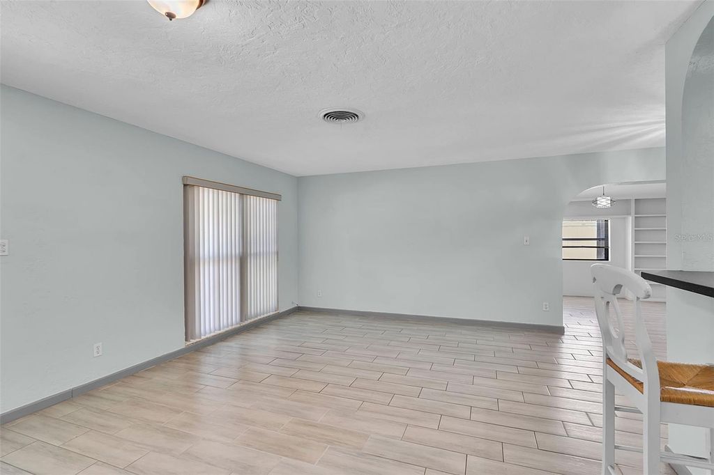 Image 5 of property listing at 3303 FLORIDA BOULEVARD, Bradenton, FL 34207