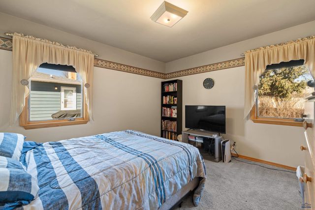 4022 W ST LOUIS, Rapid City, SD 57701