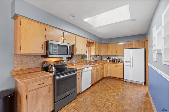 4022 W ST LOUIS, Rapid City, SD 57701