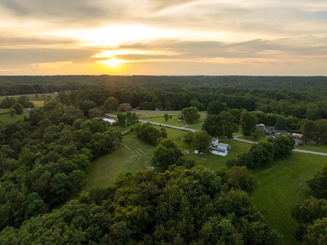 7365 Coldwater Rd, Fairview, TN 37062