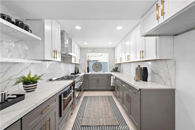 2137 Miramar, Newport Beach, CA 92661