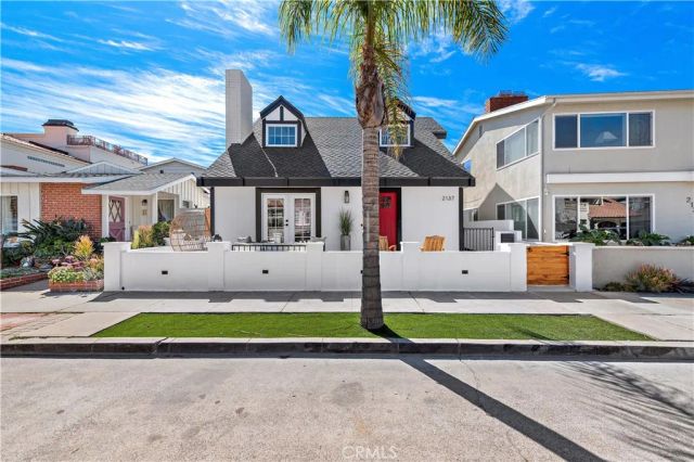 2137 Miramar, Newport Beach, CA 92661
