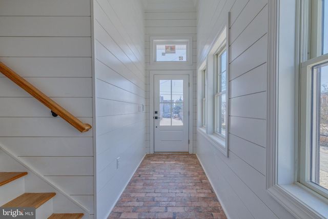 7 W 29TH ST, Long Beach, NJ 08008