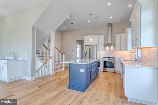 7 W 29TH ST, Long Beach, NJ 08008