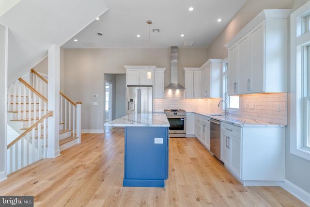 7 W 29TH ST, Long Beach, NJ 08008