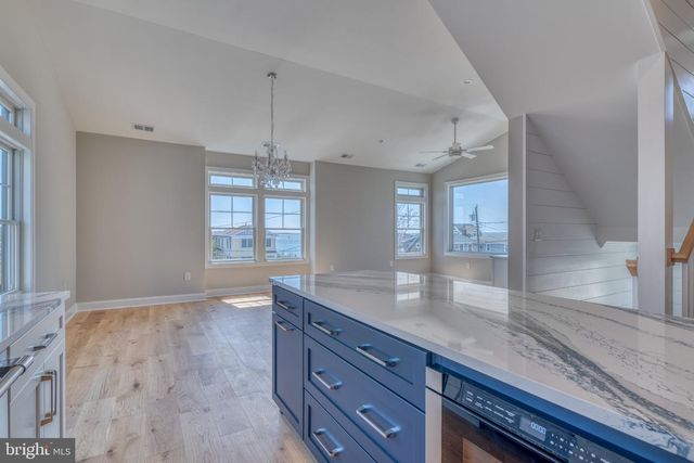 7 W 29TH ST, Long Beach, NJ 08008