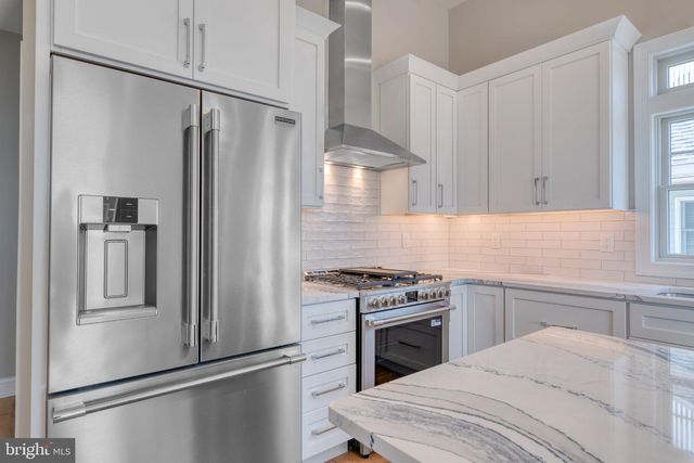 7 W 29TH ST, Long Beach, NJ 08008
